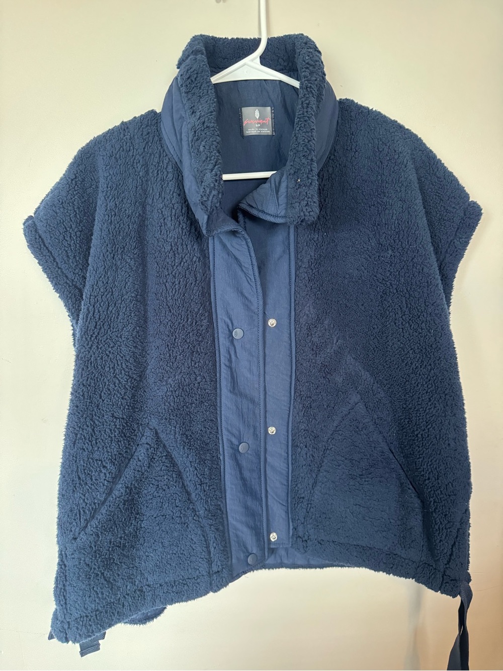 FP Movement “Scout It Out” Vest. Oversized, Size S